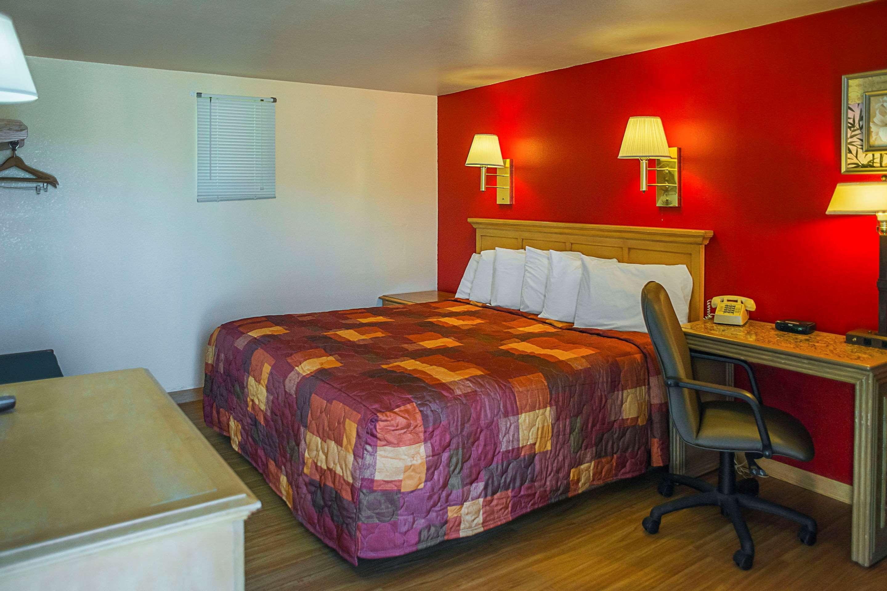Inn Rodeway Buffalo