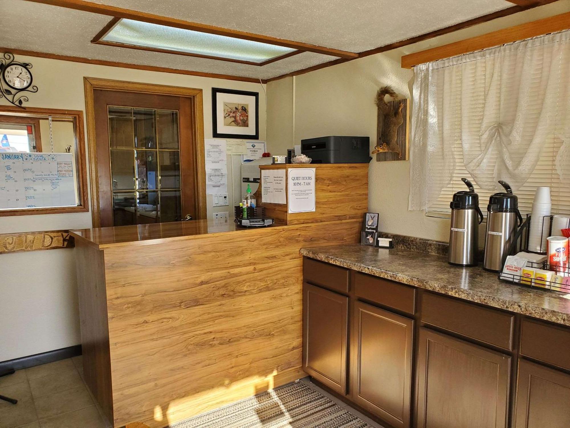 Rodeway Inn 2*